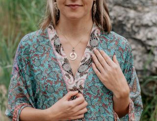 Spirála je symbol kosmických projevů, představuje koloběh životní energie, růst a vývoj. Symbolizuje cestu z vnitřního...